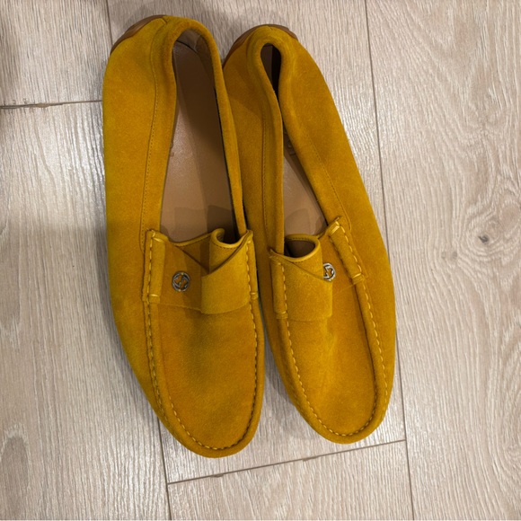 Gucci Men's Suede Mustard Driving Moccasin Loafers - Like New - Size 8.5